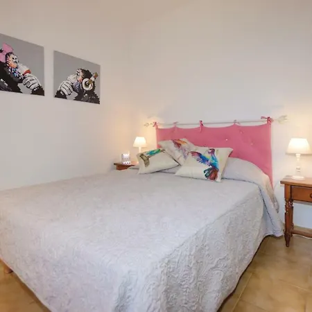 Vakantiehuis Three-bedroom Holiday In Cervione
