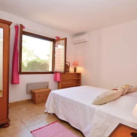 Three-bedroom Holiday In Vakantiehuis *